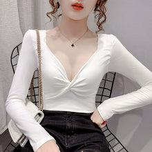 Women's Low-Cut V-neck Sexy Bottoming Shirt 2024 New Arrival Early Spring Top Elegant Silm Kinked Stylish Long Sleeves T-Shirt