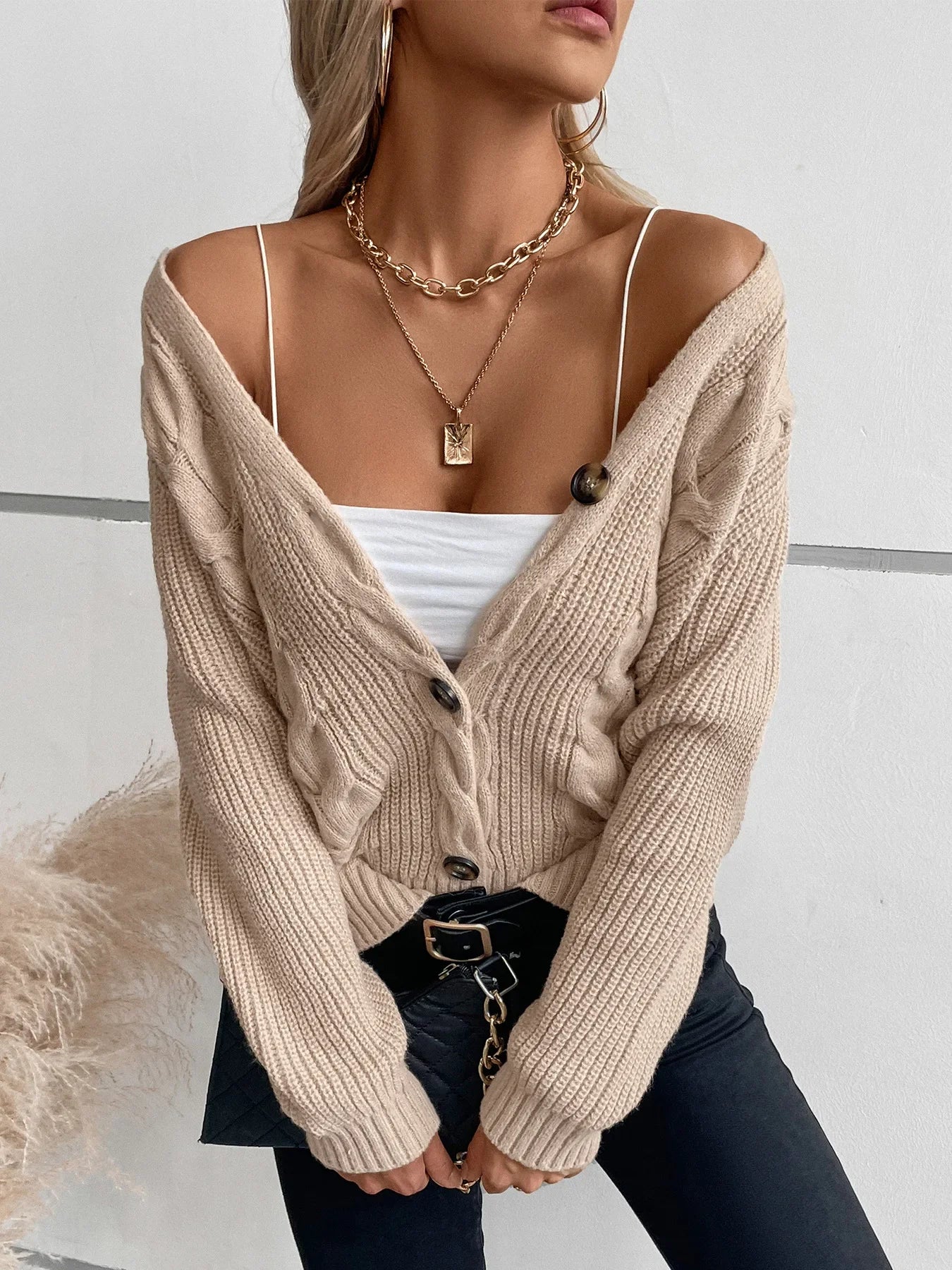 Women Solid Color Cardigan Twist Retro Jacket Single-Breasted V-Neck Knitted Sweater Casual Button Long-Sleeved